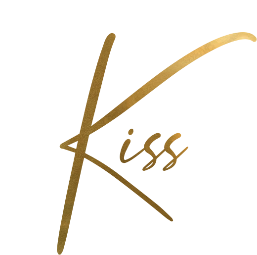 Aesthetics Kiss by Emma